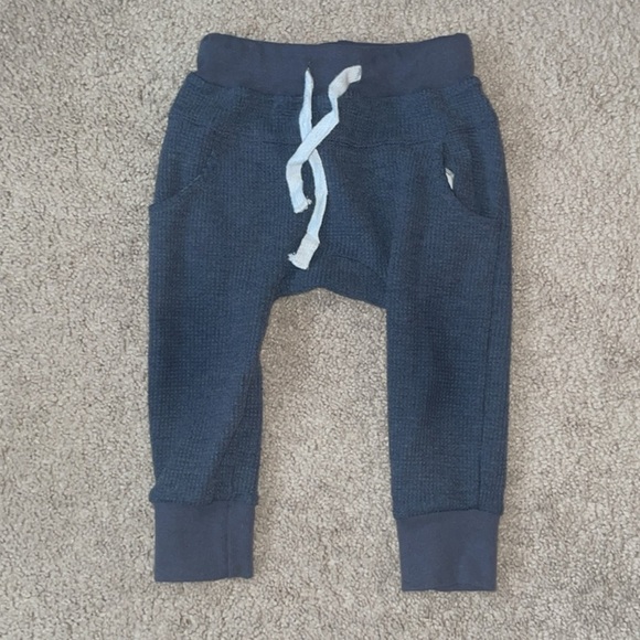 EUC Little Bipsy Waffle Set - Picture 5 of 7